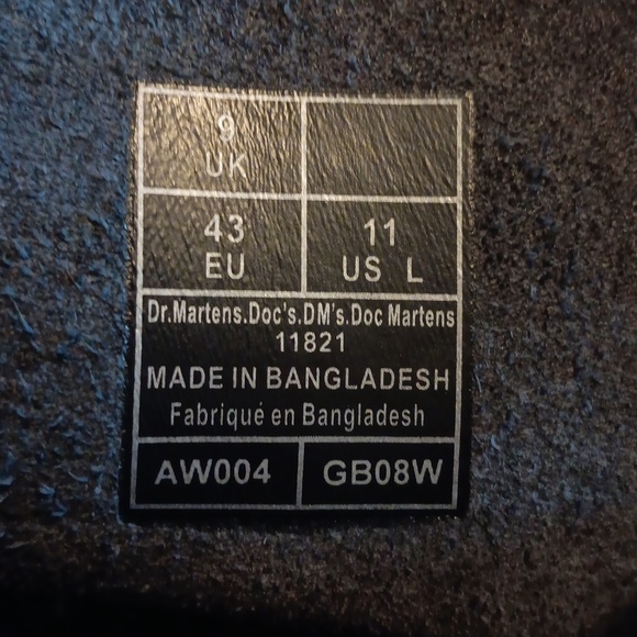 Patent Leather 8 eyelet Dr Martens boots - Picture 4 of 6